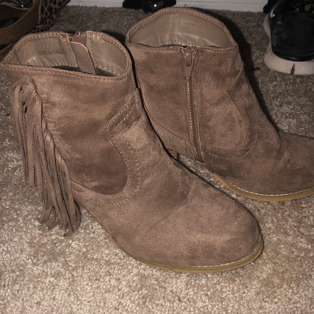 Taupe fringe booties